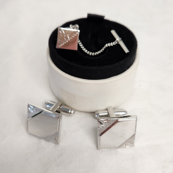 Silver Cufflinks & Tie Pin - Picture 1 of 8
